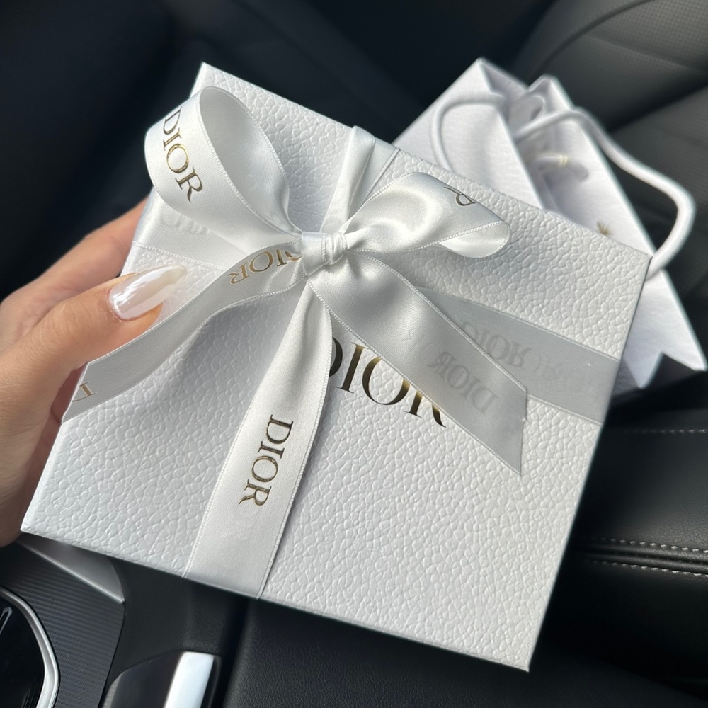 DIOR medium box with white ribbon